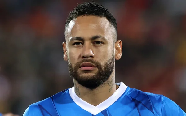 Neymar de retour sur le terrain après sa blessure.