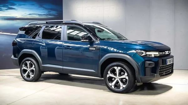 Le Dacia Bigster, dont la production a atteint 100 000 unités.