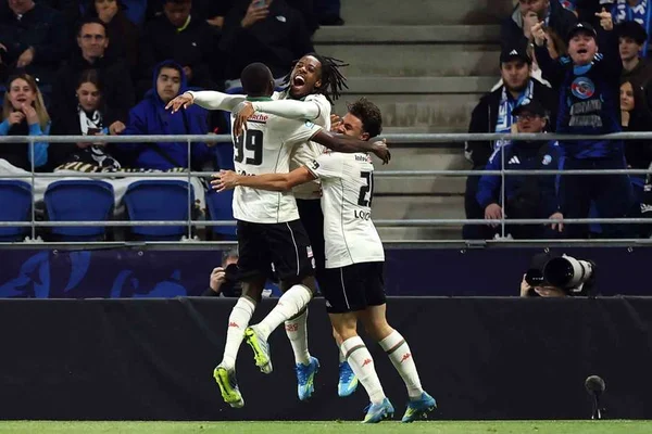 Pierre-Émile Højbjerg après la victoire de l'OM lors du Classique.