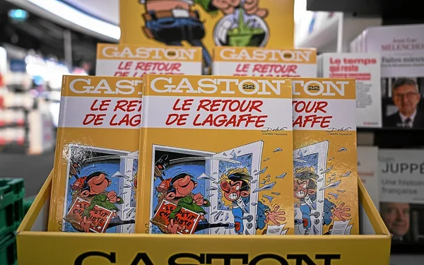Exemplaires de l'album 'Gaston : Le Retour de Lagaffe' en librairie.