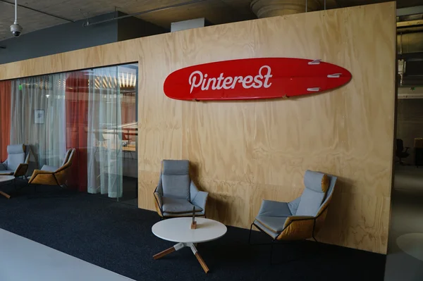 Vue d'un espace de détente au sein du nouveau siège de Pinterest à San Francisco.