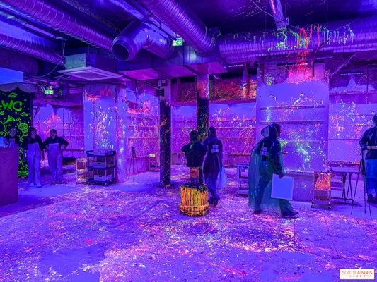 L'expérience d'art immersif et fluorescent Paint Invaders à Paris