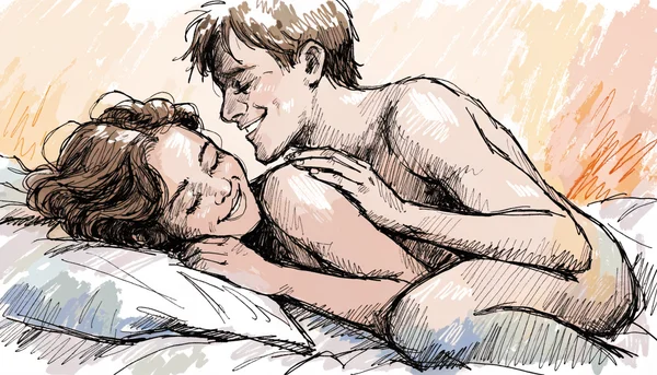 Gros plan sur les mains d'un partenaire caressant doucement l'épaule et le bras d'un autre partenaire nu, focus sur le contact cutané et la tendresse