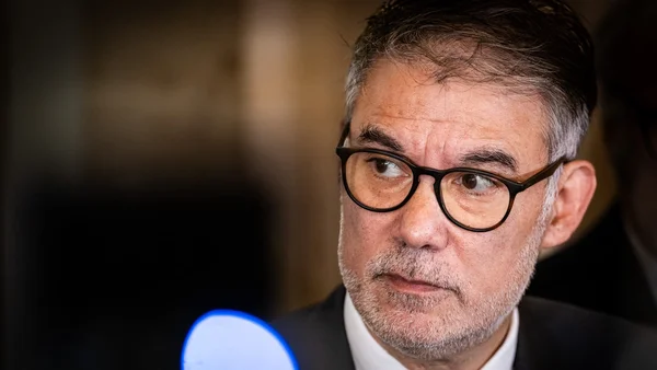 Olivier Faure, premier secrétaire du PS, lors d'une déclaration.