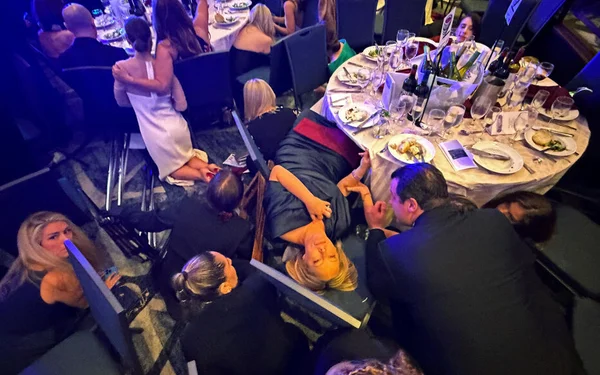 Scène de chaos lors des tirs au gala des correspondants de la Maison Blanche.