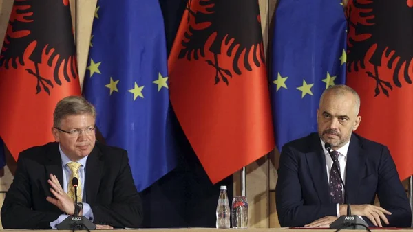 Le Premier ministre albanais Edi Rama lors d'une visite historique à Belgrade, en Serbie.