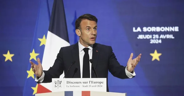Le président Emmanuel Macron lors de son allocution à la Sorbonne le 25 avril 2024.