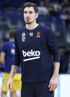Nando de Colo lors du match ALBA Berlin contre Fenerbahçe SK en EuroLeague 2021-22.