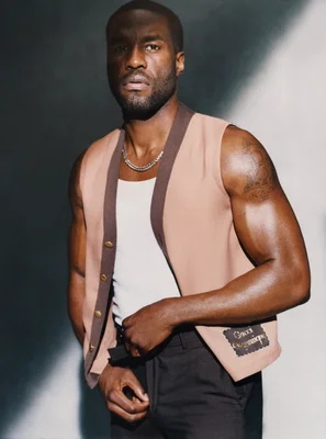 Yahya Abdul-Mateen II et le casting d'Aquaman sur scène lors du Comic-Con de San Diego 2018.