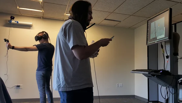 Démonstration du HTC Vive dans les bureaux de Valve en février 2016.