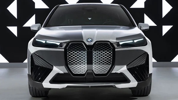 Le concept BMW iX Flow et sa carrosserie à technologie E-Ink présentée au CES.