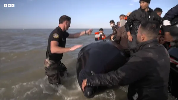 Navire de patrouille Esteron (P622) de la Gendarmerie Maritime docké à quai.