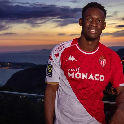 Folarin Balogun lors de sa présentation à l'AS Monaco.