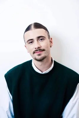 Portrait officiel de Pierre Garnier pour son site web.