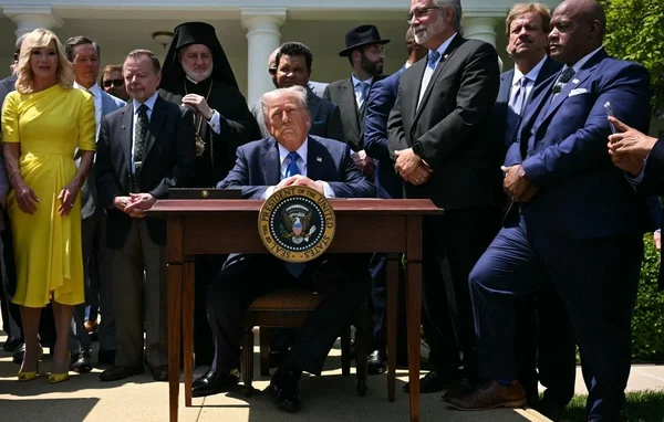 Donald Trump lors d'une cérémonie religieuse à la Maison-Blanche.