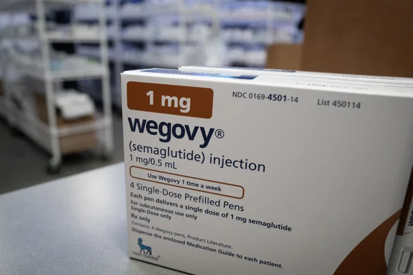 Boîte de Wegovy (sémaglutide) 1 mg, médicament anti-obésité de Novo Nordisk.