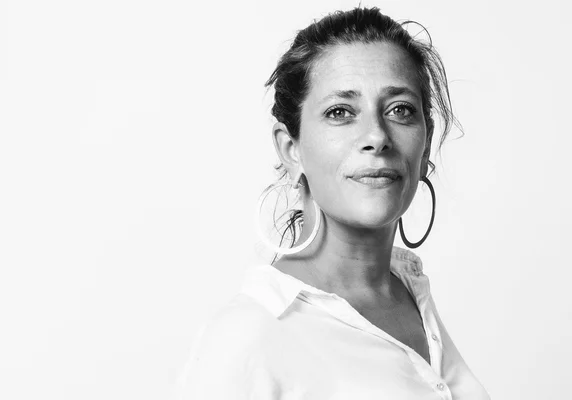 Giulia Foïs, auteure de « Les filles de la librairie »