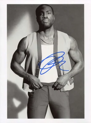 Photographie dédicacée de Yahya Abdul-Mateen II.