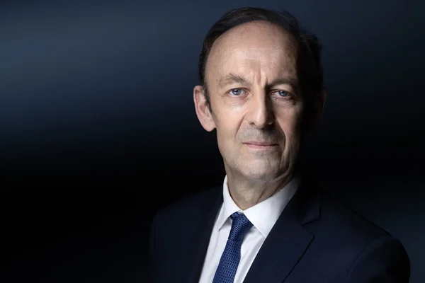 Vincent Duclert en portrait studio pour France Culture.