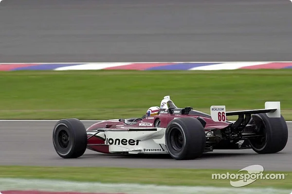 La voiture de course d'Alex Zanardi lors de sa carrière en compétition automobile