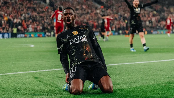 Ousmane Dembélé célèbre un but avec le PSG lors d'une demi-finale de Ligue des champions.