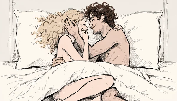 Couple nu enlacé dans un moment de tendresse, peau contre peau, lumière douce et tamisée