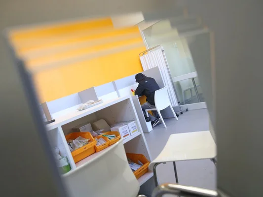 Exemple d'une salle de consommation à moindre risque (SCMR).