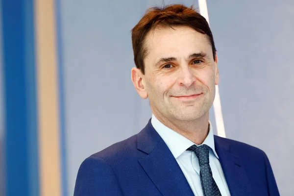 Christophe Fouquet, PDG d'ASML, lors d'une séance photo officielle.