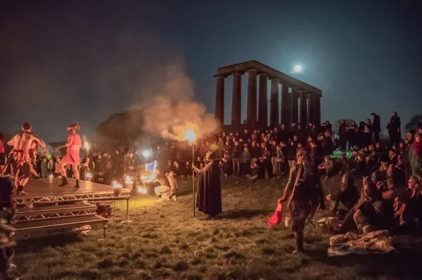 À propos du Festival du Feu de Beltane – Société du Feu de Beltane
