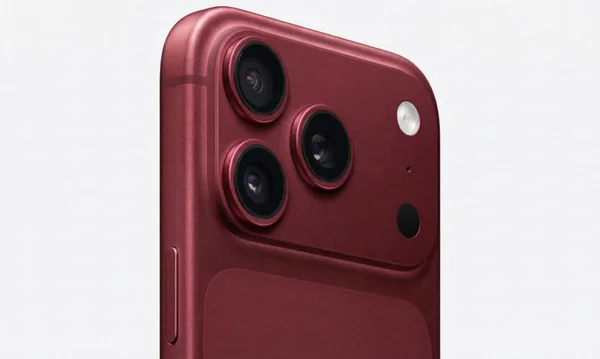 Un iPhone 18 Pro rouge, mettant en avant son appareil photo.