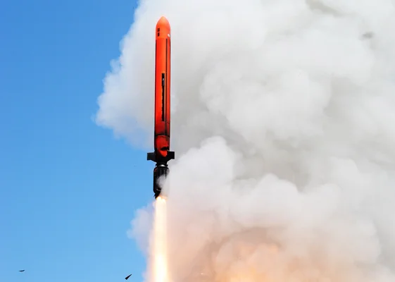 Premier tir complet réussi d'un missile de croisière SCALP Naval.