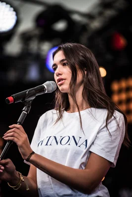 Dua Lipa en concert au SWR3 New Pop Festival 2016.