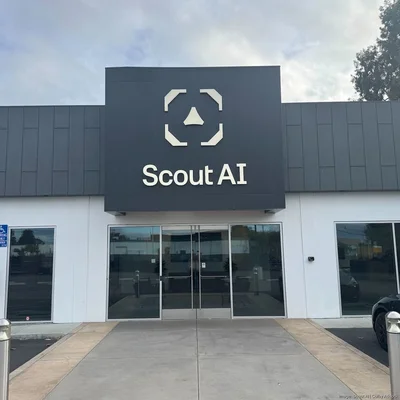 L'entrée du siège social de Scout AI situé à Sunnyvale.