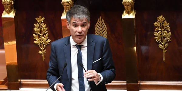 Olivier Faure s'exprimant à la tribune de l'Assemblée nationale.