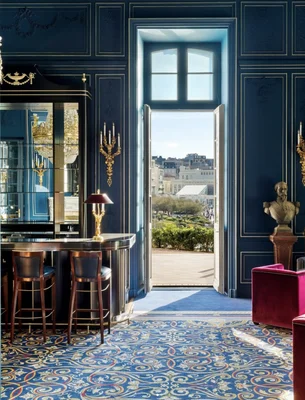 Bar et salon de l’Hôtel du Palais à Biarritz.