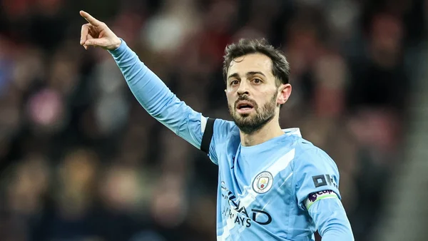 Bernardo Silva en action avec le maillot de Manchester City.