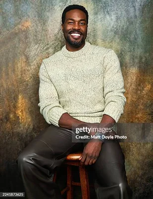 Yahya Abdul-Mateen II lors d'une séance photo.