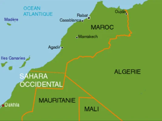 Carte politique de l'Afrique du Nord-Ouest mettant en évidence la frontière contestée du Sahara occidental.