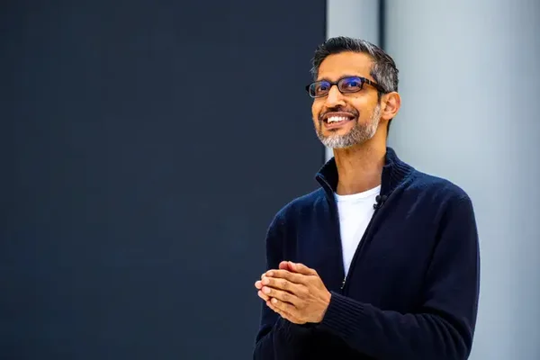 Sundar Pichai en tenue décontractée.