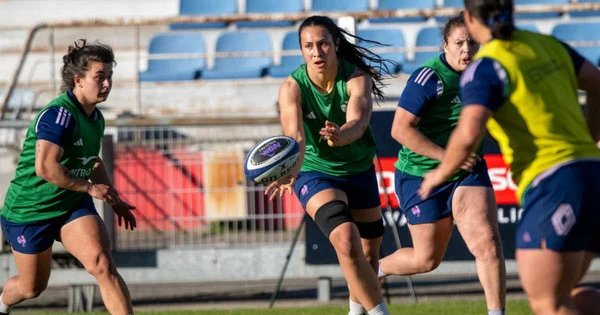 Les Bleues à l'entraînement avant le match d'ouverture face à l'Italie.