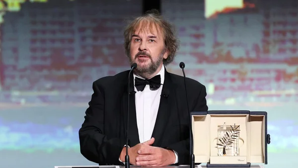 Peter Jackson reçoit la Palme d'or d'honneur lors de la cérémonie d'ouverture du Festival de Cannes 2026.