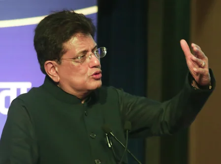 Piyush Goyal s'adressant à la presse lors d'un événement sur l'innovation.