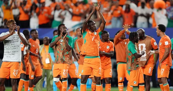 Les joueurs ivoiriens saluent le public après leur succès contre l'Équateur en Coupe du monde 2026.