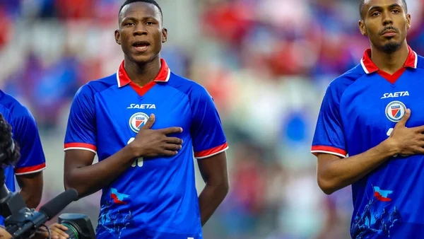 Joueurs haïtiens lors de l'hymne national avant un match de la Coupe du monde 2026.
