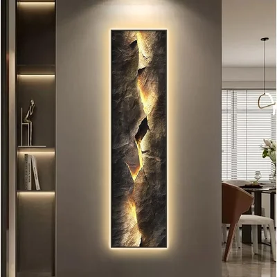 Œuvre murale LED abstraite d'Homary dans un intérieur moderne.