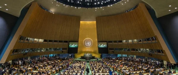 Vue de la salle de l'Assemblée générale des Nations Unies à New York.
