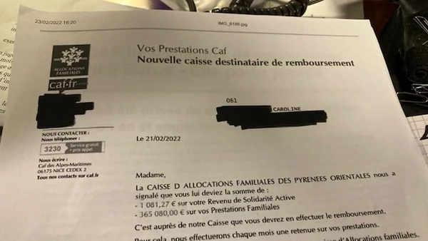 Extrait d'un courrier de la CAF réclamant un remboursement, avec des informations caviardées.