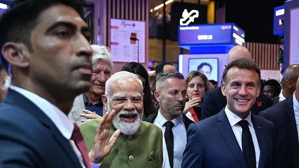 Narendra Modi et Emmanuel Macron visitent le pavillon indien à VivaTech.
