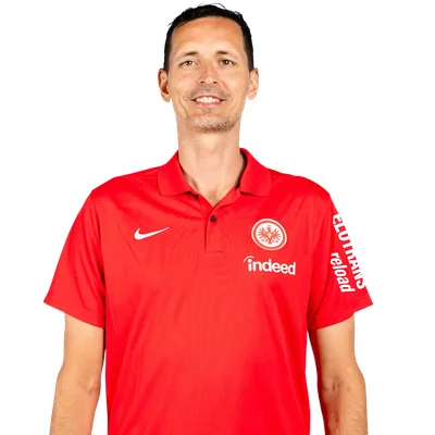 Dino Toppmöller, nouvel entraîneur du RC Lens, lors de son passage à Francfort.