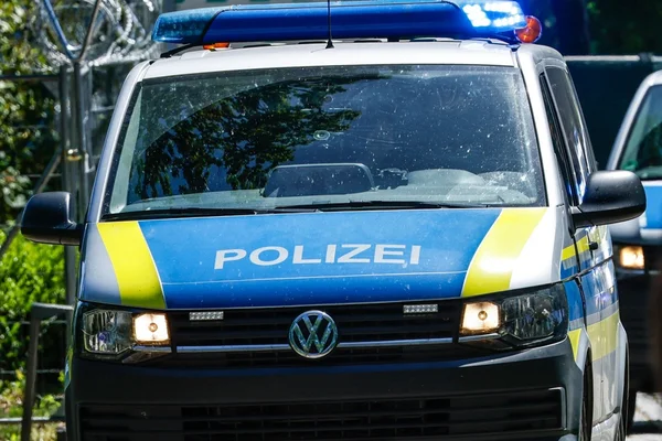 Un fourgon de police allemand en intervention à Stade.